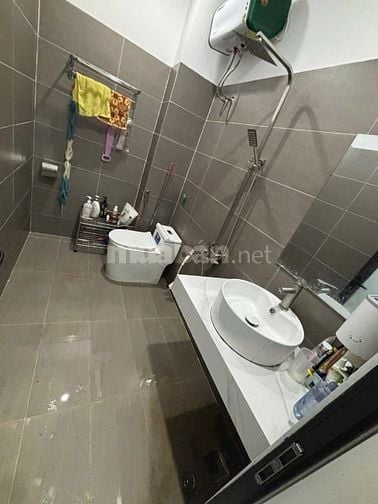 Giá rẻ bất ngờ, giảm cực sâu nhà đường Ông Ích Khiêm,Q11, giá 2tỷ08