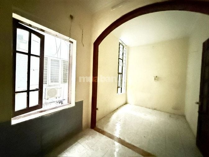 Bán nhà phố Tây Sơn ô tô tránh kinh doanh, Dt 68m2, 4t, mt 4.5m.