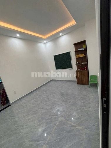 Giá rẻ bất ngờ, giảm cực sâu nhà đường Ông Ích Khiêm,Q11, giá 2tỷ08