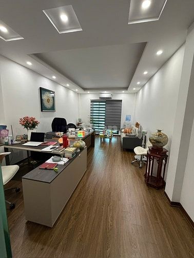 Bán nhà mặt Ngõ Quỳnh, Thanh Nhàn, Dt 45m2, 5t, mt 4.3,m, KInh doanh.