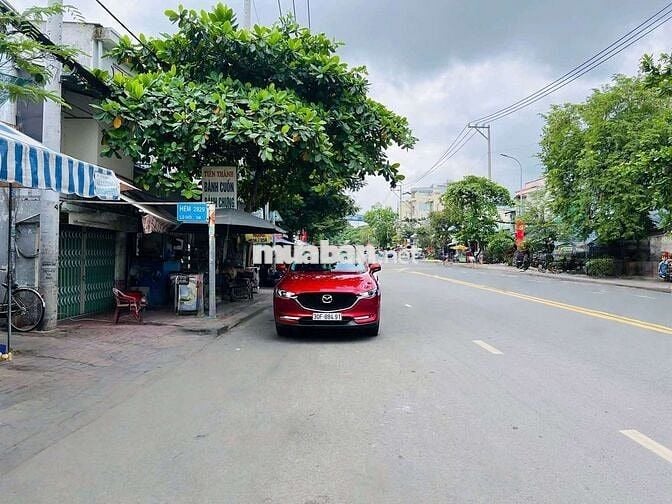 1,980 Tỷ TL nhà 1 lầu 2 PN 4 x 8 mặt tiền hẻm 2829/ Huỳnh Tấn Phát