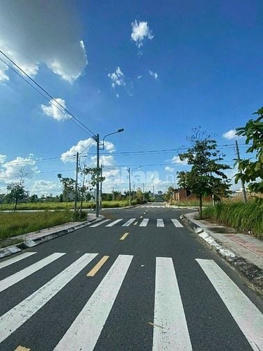 BÁN ĐẤT QUẬN 9 SÁT VINHOME  MẶT TIỀN 60M , chỉ 30tr/m2 SHR