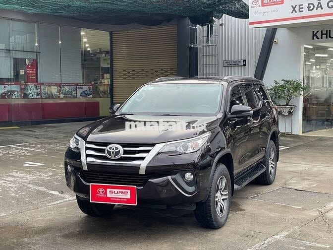 Toyota Fortuner 2.4G 2019 - 76776 km