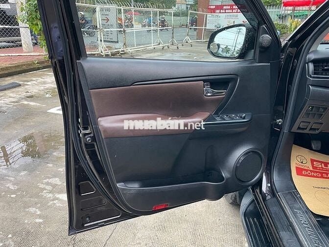 Toyota Fortuner 2.4G 2019 - 76776 km