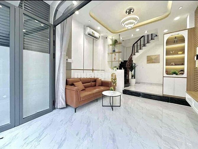 RA GẤP NHÀ TRẦN KHẮC TRÂN-QUẬN 1 GIÁ 6tỷ999/ 52m2 SỔ HỒNG RIÊNG
