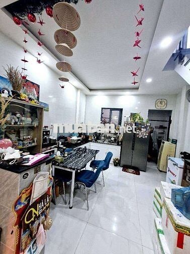 [QUẬN 7] NHÀ 2 TẦNG HẺM 1 TRỤC LÊ VĂN LƯƠNG – NGANG 4m NHỈNH 4 TỶ