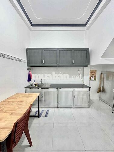 nhà mới đẹp 2PN 2 máy lạnh, máy lọc nước 8tr