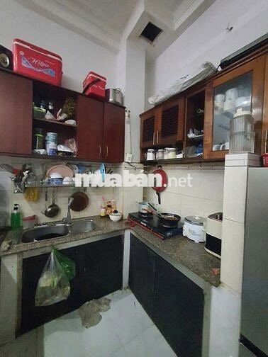 Nhà CMT8, 35m2, 3 Tầng Kiên cố, Sổ Nở Hậu Tài Lộc. Chỉ 4.7 tỷ