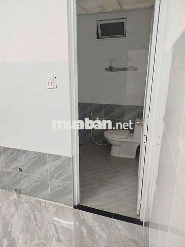 NHÀ CỰC MỚI SONG HÀNH - LÊ THỊ HÀ