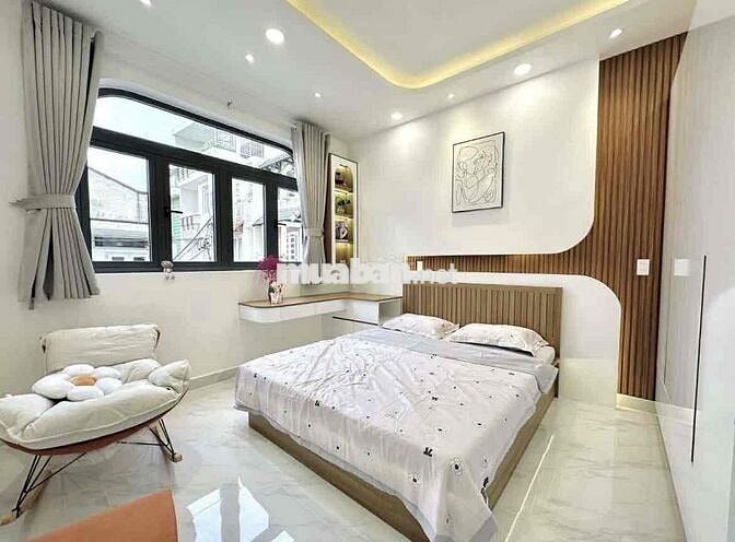 RA GẤP NHÀ TRẦN KHẮC TRÂN-QUẬN 1 GIÁ 6tỷ999/ 52m2 SỔ HỒNG RIÊNG