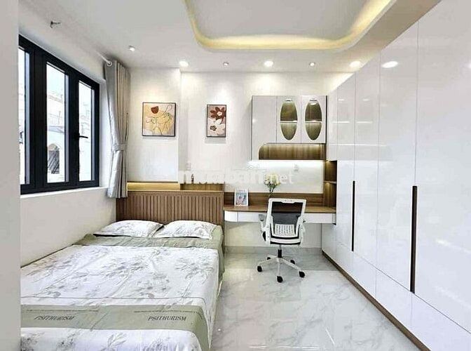 RA GẤP NHÀ TRẦN KHẮC TRÂN-QUẬN 1 GIÁ 6tỷ999/ 52m2 SỔ HỒNG RIÊNG