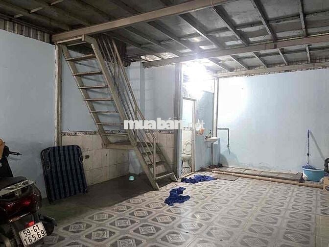 BÁN NHÀ MẶT TIỀN HẺM THÔNG – VỊ TRÍ ĐẮC ĐỊA TẠI QUẬN 12