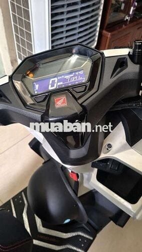 Vario 160 ABS cuối 2022 nhập indo