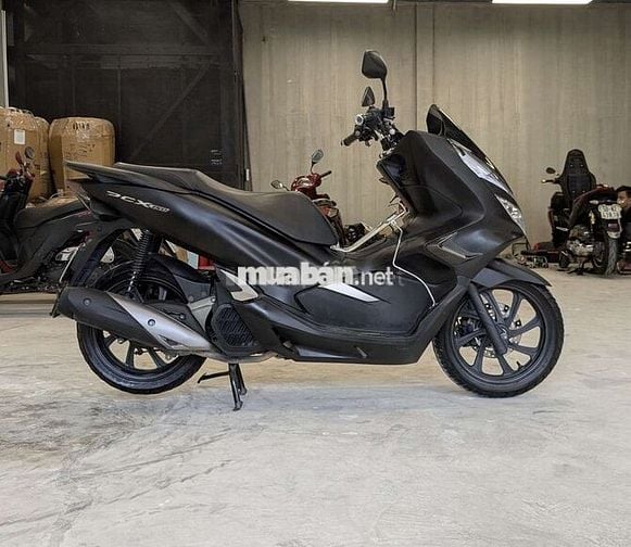 Honda PCX Đăng kí 2023 đen nhám máy êm