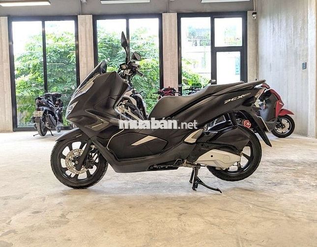 Honda PCX Đăng kí 2023 đen nhám máy êm