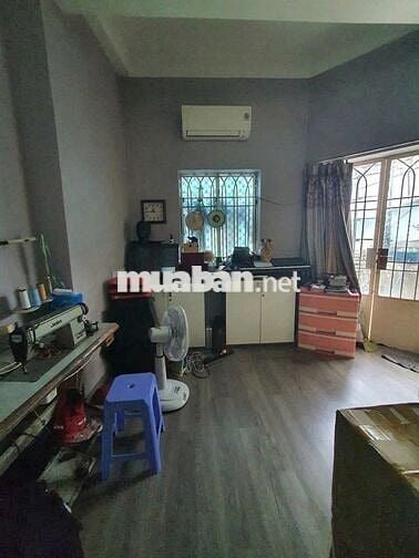 Nhà CMT8, 35m2, 3 Tầng Kiên cố, Sổ Nở Hậu Tài Lộc. Chỉ 4.7 tỷ
