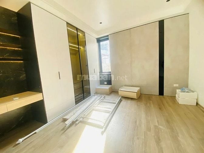 Bán nhà Bùi Xương Trạch Thanh Xuân, ngõ nông rộng, 30m2 x 5T, giá 7 tỷ