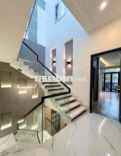 BÁN NHÀ KHU VĂN HOÁ TÂY ĐÔ KẾ BÊN XE