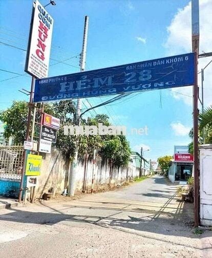 Nhà Trệt Hẻm ÔTÔ 28 Hùng Vương P6 Sóc Trăng