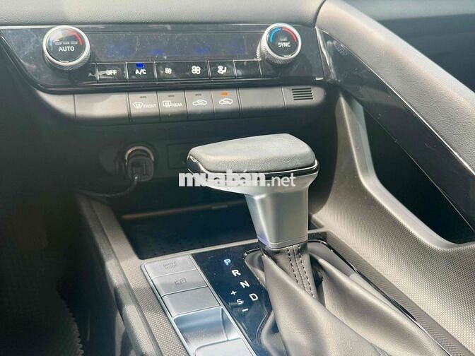 Hyundai Elantra 2024 1.6 AT Đặc biệt - 18000 km