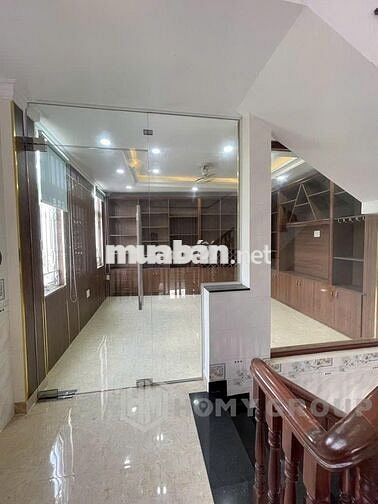 NHÀ 3 LẦU 5PN 5WC, GẦN NGAY GIGAMALL, PHẠM VĂN ĐỒNG, THỦ ĐỨC