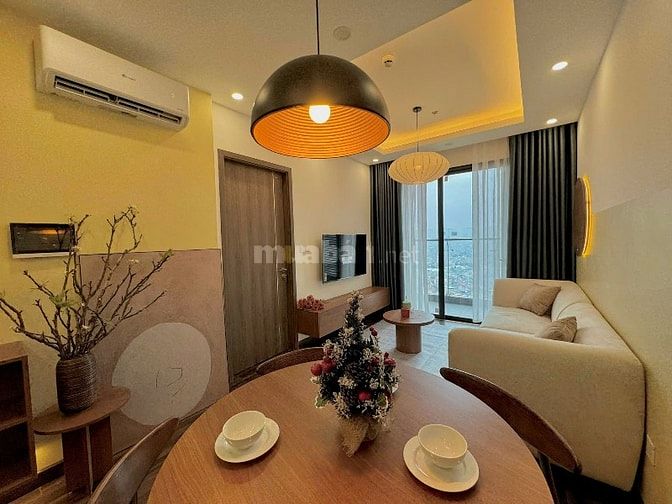 Bán căn 2PN 2WC nội thất cơ bản hoàng huy commerce