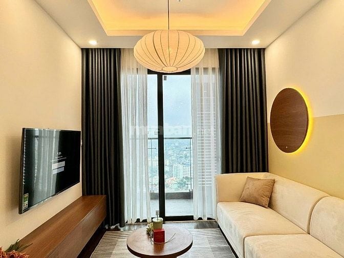 Bán căn 2PN 2WC nội thất cơ bản hoàng huy commerce