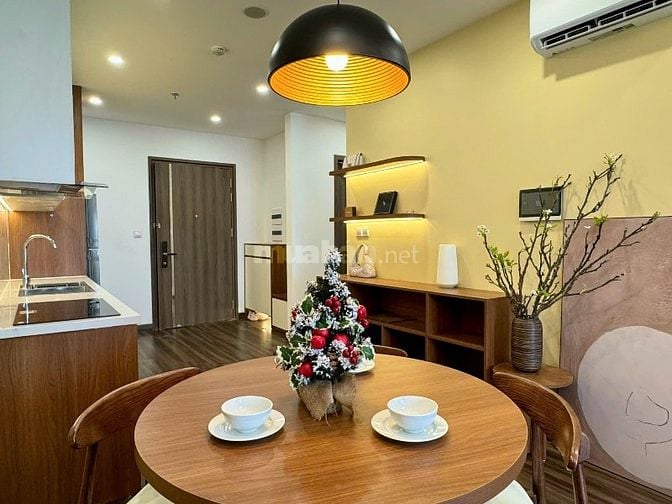 Bán căn 2PN 2WC nội thất cơ bản hoàng huy commerce
