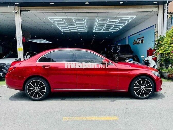 Mercedes Benz C200 Exclusive Model 2020
