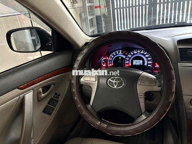 Toyota Camry 2012 2.4G - 240000 km