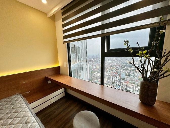 Bán căn 2PN 2WC nội thất cơ bản hoàng huy commerce