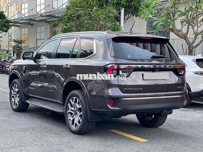 Ford Everest 2022 Titanium+ 2.0L AT 4x4 - 37000 km