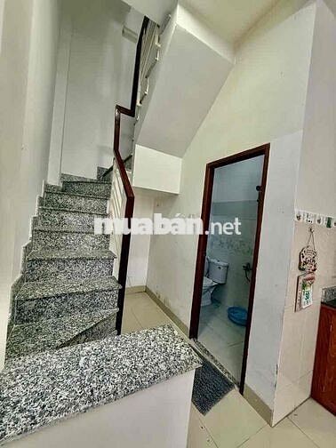 KHU PHAN XÍCH LONG 4 TẦNG HẺM NHỰA XE HƠI ĐƯỜNG HOA ĐÀO CHỈ 7,99 TỶ TL