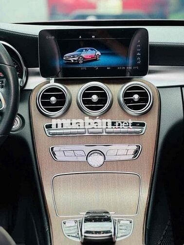 Mercedes Benz C200 Exclusive Model 2020