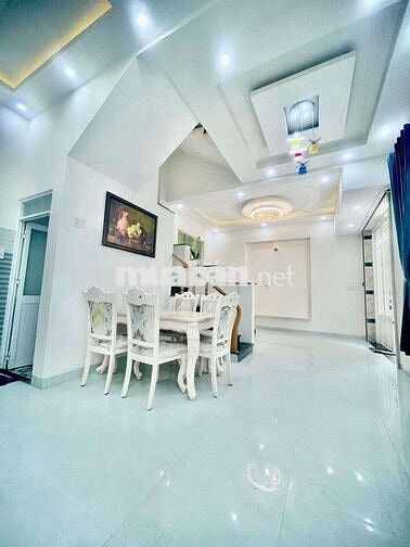 Bán nhà phan chu trinh hẻm oto đi bộ ra biển gần vị trí hẻm thông đẹp