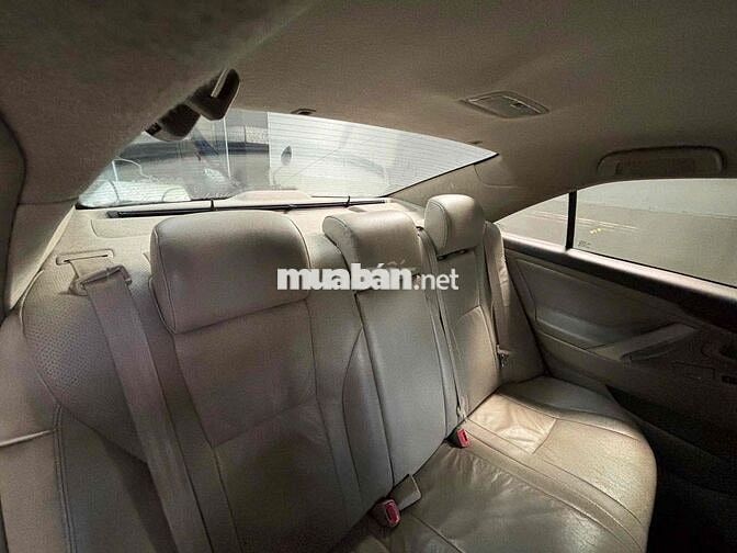 Toyota Camry 2012 2.4G - 240000 km