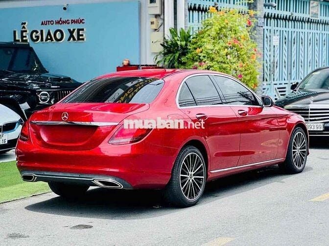 Mercedes Benz C200 Exclusive Model 2020