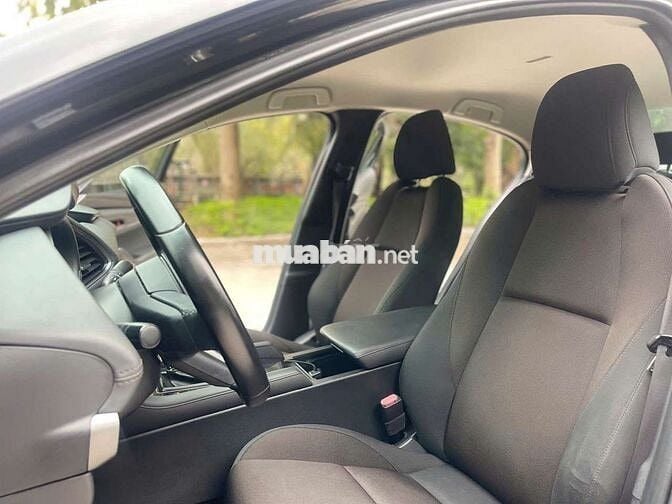 Mazda 3 2020 1.5L Deluxe - 70000 km