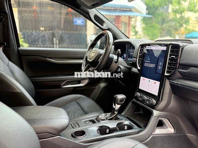 Ford Everest 2022 Titanium 2.0L AT 4x2 - 38000 km