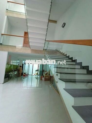 Bán nhà  hẻm 52 Nguyễn Thị thập phường Phú Thuận quận 7