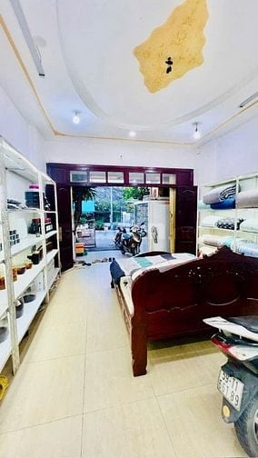Bán nhà đường 297 Đỗ Xuân Hợp gần chợ Phước Long B quận 9 cũ 100m2