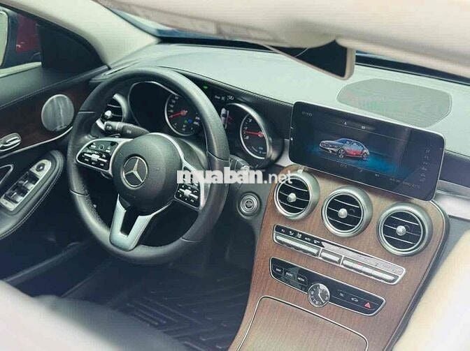 Mercedes Benz C200 Exclusive Model 2020