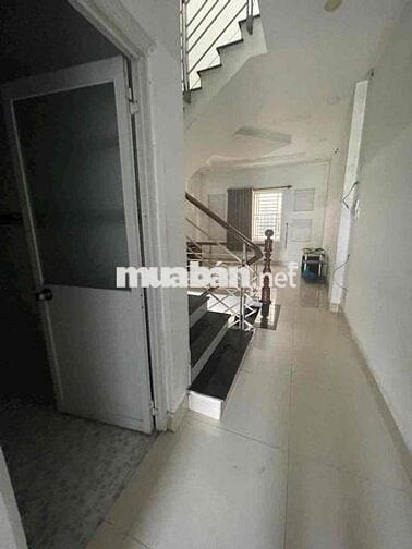 nhà MTKD đường số 1. trệt 3 lầu 4pn 3wc sân thượng