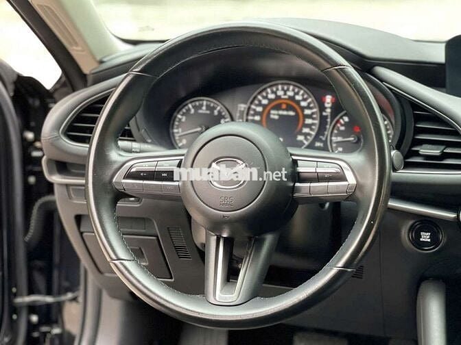 Mazda 3 2020 1.5L Deluxe - 70000 km