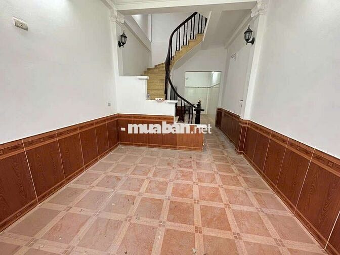 SIÊU RẺ NHÀ 3 TẦNG TRUNG TÂM PHÚ LƯƠNG DÂN XÂY CHẮC CHẮN Ô TÔ SÁT NHÀ
