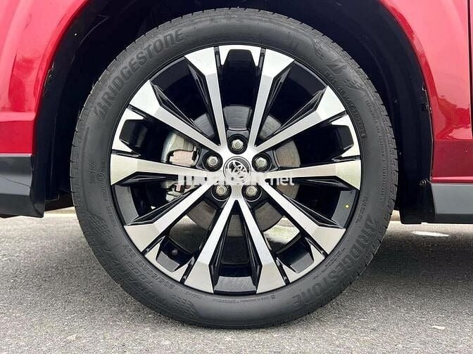 Toyota Veloz Top sx 2022 màu đỏ bản full kịch