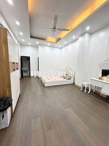 TÔI bán nhà Mặt phố đầu Xã Đàn 4T lô góc ô tô tránh vỉa hè KD NGÀY ĐÊM