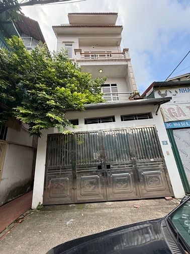 BÁN NHÀ PHỐ VIỆT HƯNG - LÔ GÓC - Ô TÔ VÀO NHÀ   Diện tích: 68m² 