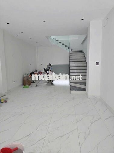 TÔI bán nhà Mặt phố đầu Xã Đàn 4T lô góc ô tô tránh vỉa hè KD NGÀY ĐÊM