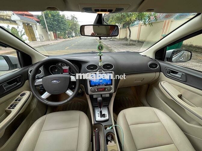 Focus 2011 2.0 AT Ghia 1 chủ mua mới odo 5 vạn